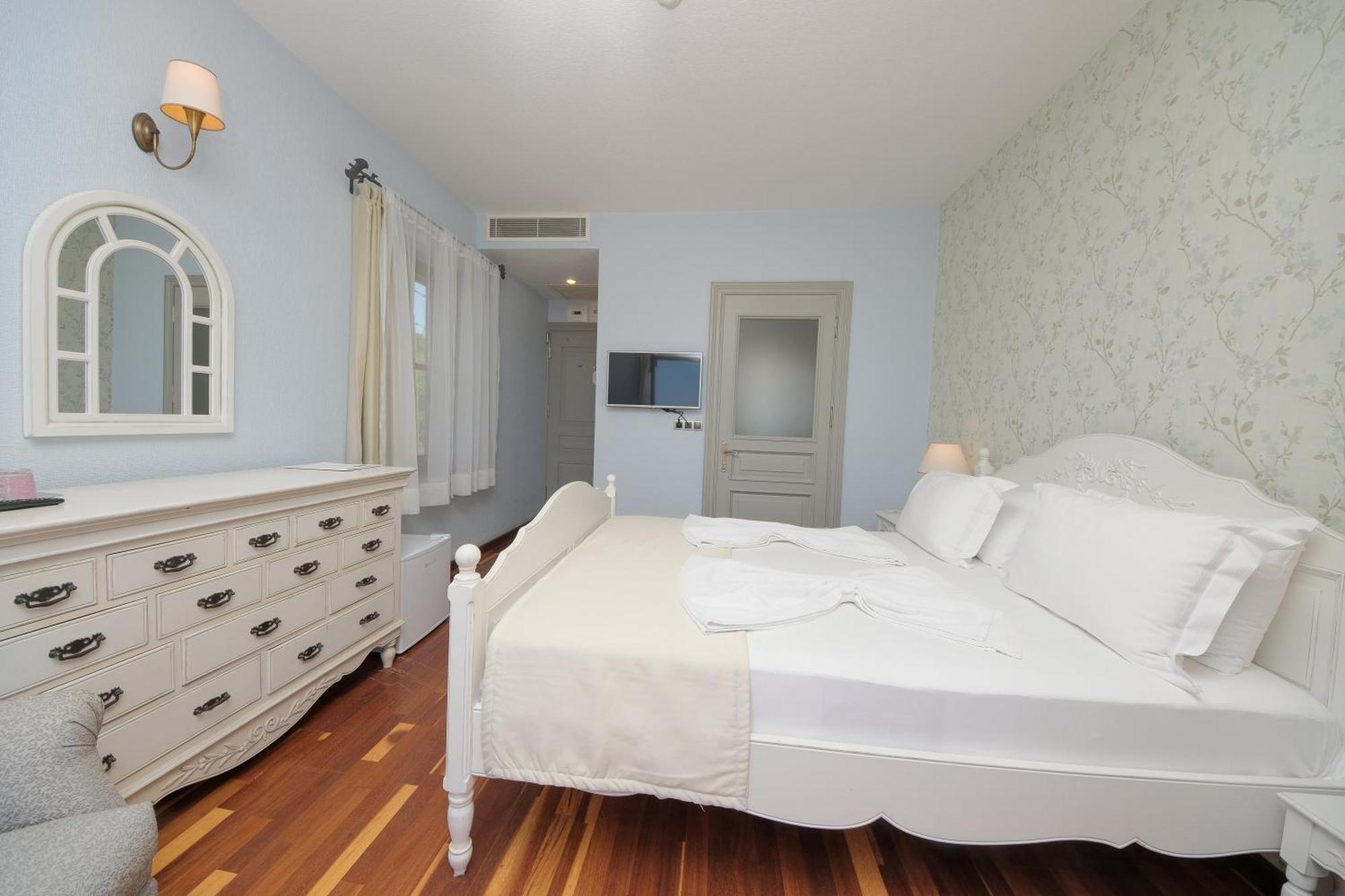 Cunda Labris Hotel Аявали Екстериор снимка