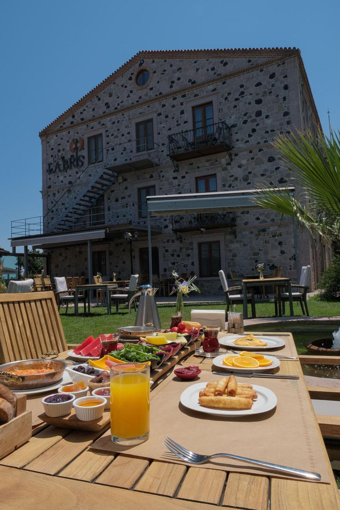 Cunda Labris Hotel Аявали Екстериор снимка